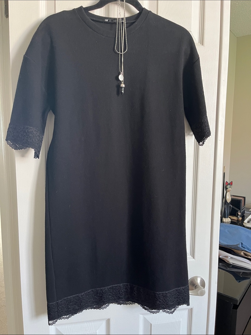 Zara - Black Lace-Trim Shift Dress - Women